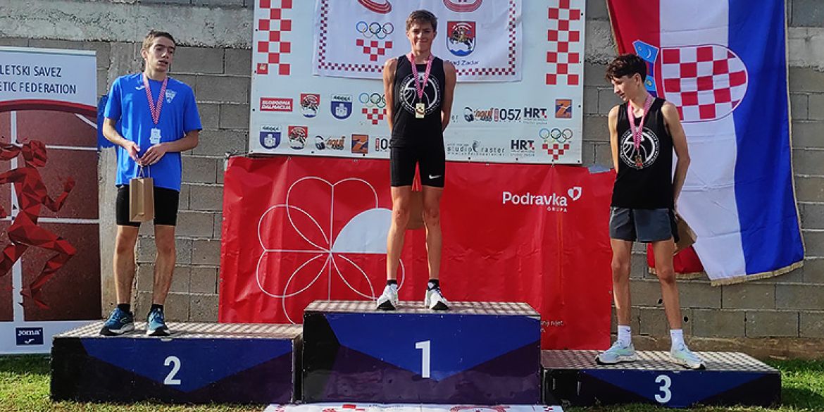 Noa Žele na najvišoj stepenici pobjedničkog postolja