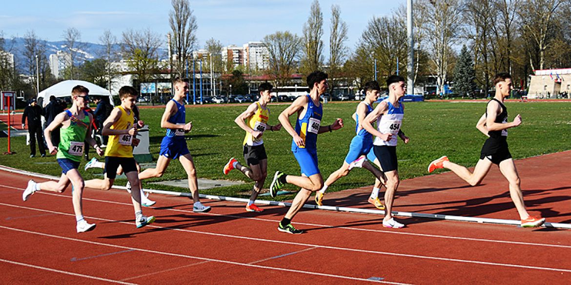 Početak utrke juniora na 10000m