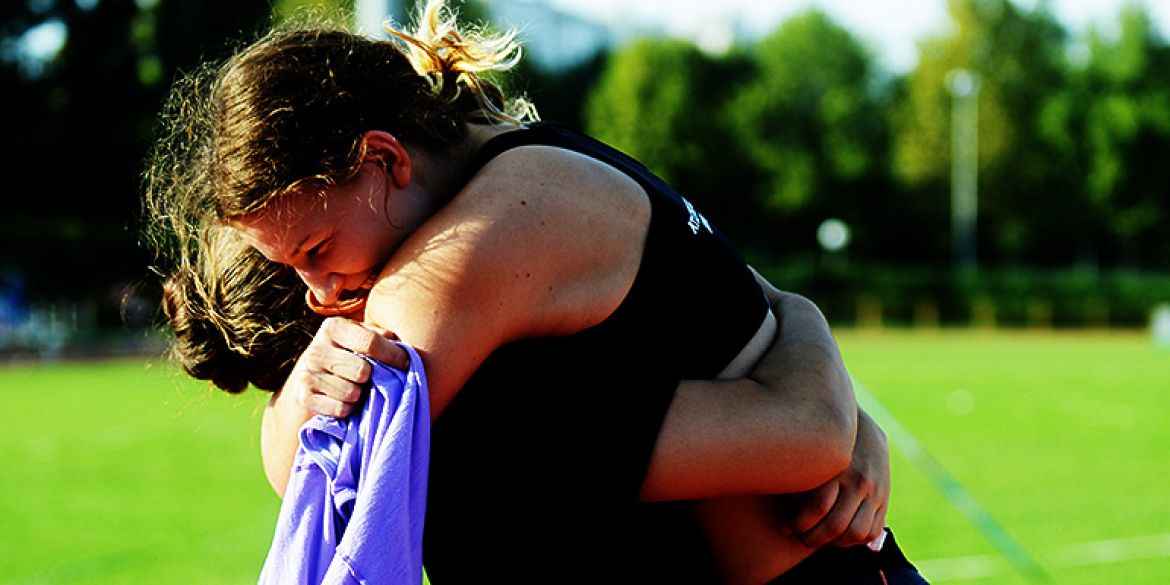 Veselje Ane Marije Bonić i Laure Štefanac na koplju