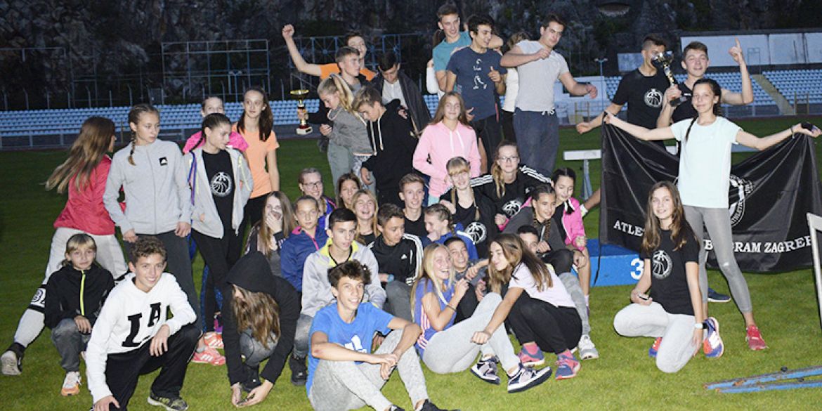 Jedna u nizu zajedničkih fotografija