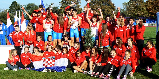 Hrvatska reprezentacija na okupu