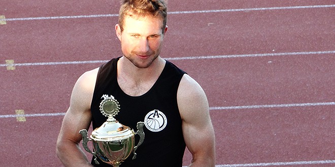 Prvi osvojeni trofeji s Agramom - Yan Eloi Senjarić