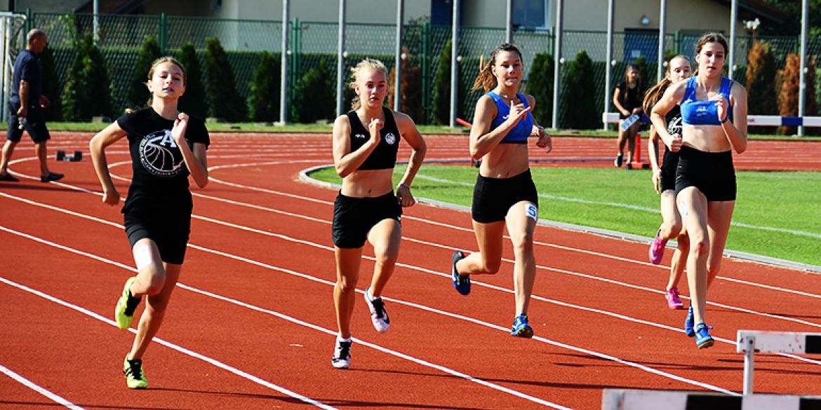 Utrka na 300m prepone