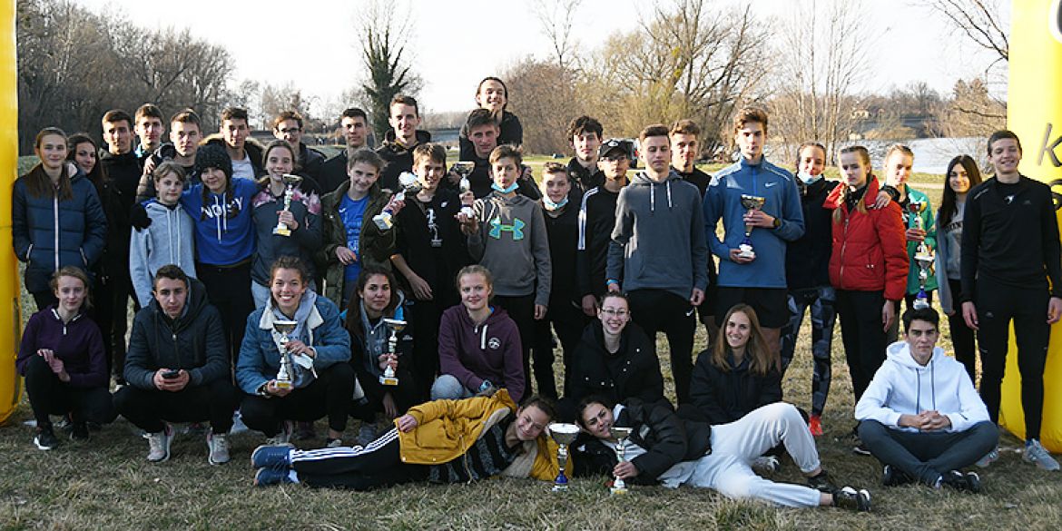 Jedan dio pobjedničke ekipe na okupu