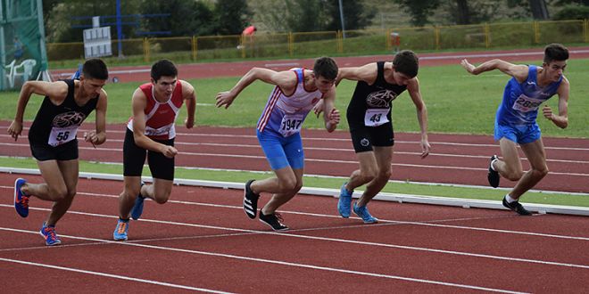 Start 3000m zapreke
