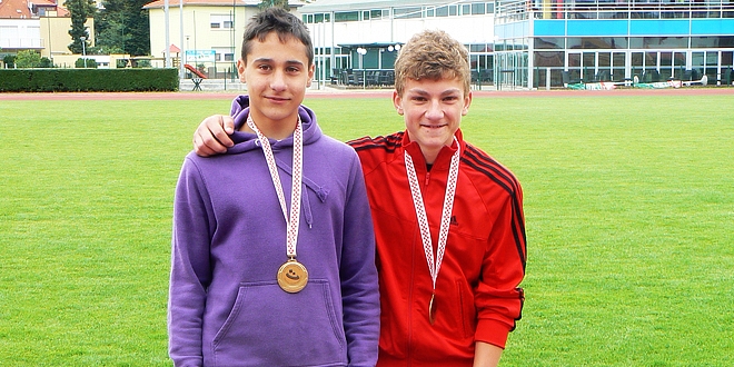 Zadovoljni Penezić i Vlahović