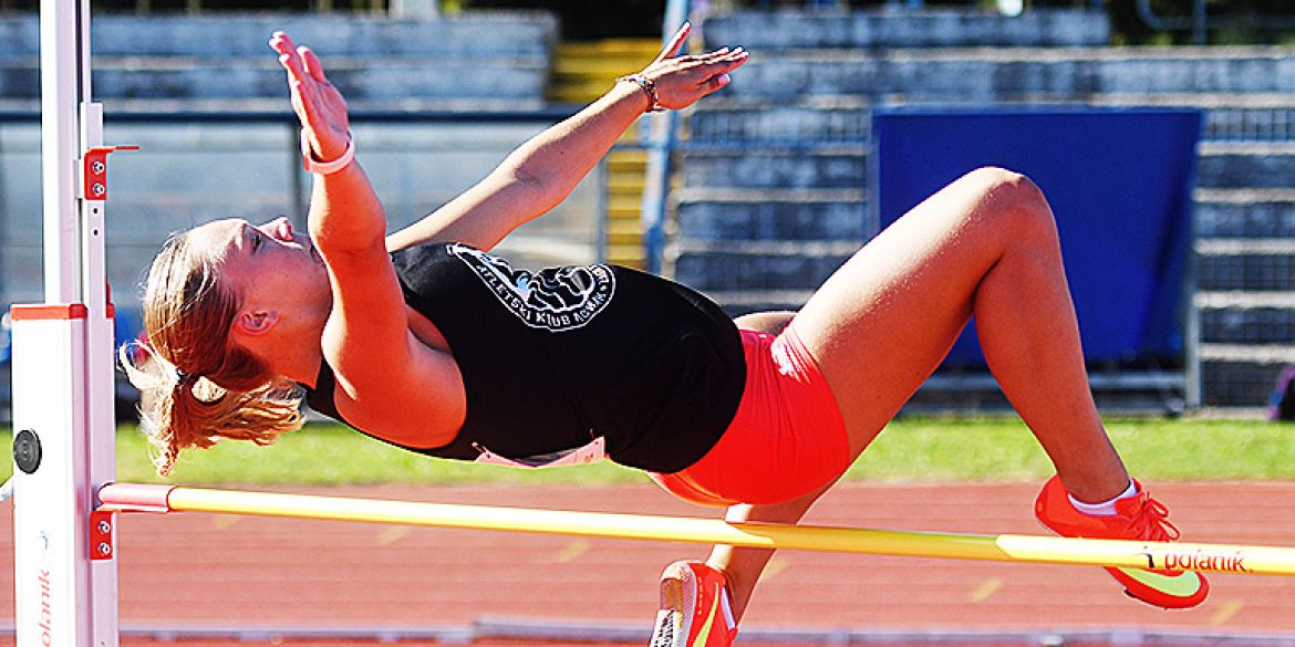 Lora Jaklenec na visu