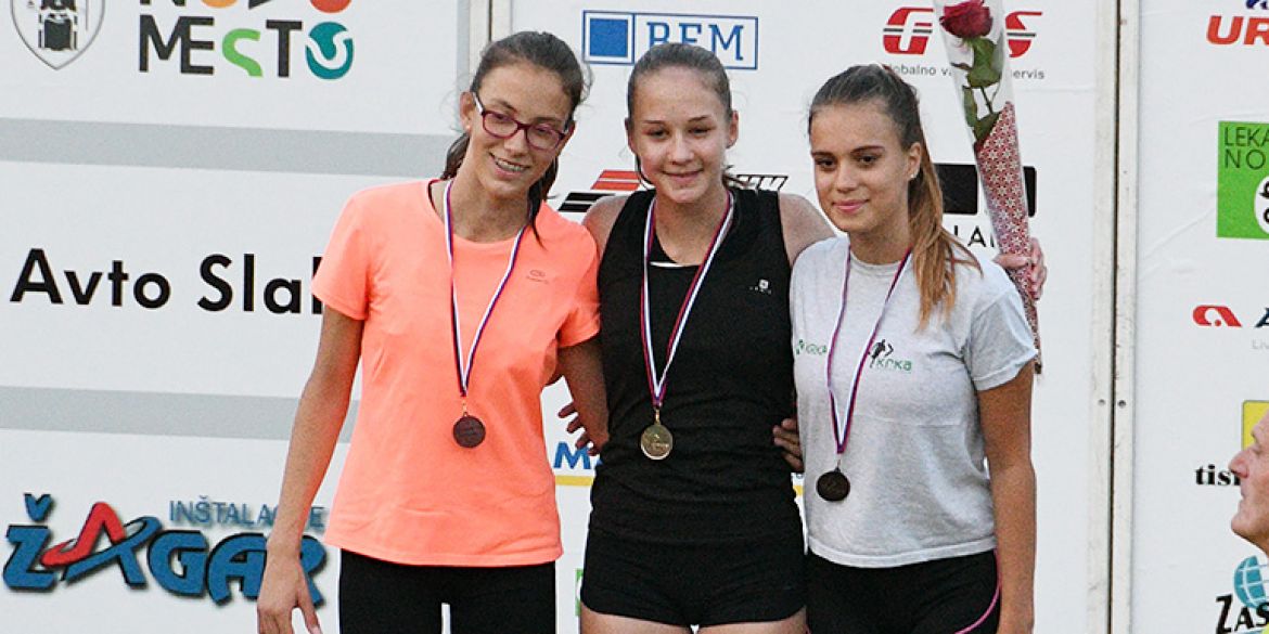 Olja Galić i Lorena Bartaković istrčale su osobne rekorde na U16 600m
