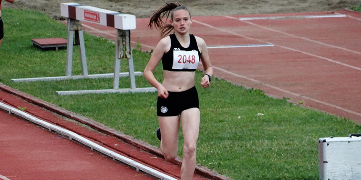 Tina Šmid na putu prema jednoj od brojnih pobjeda tijekom cijelog dana