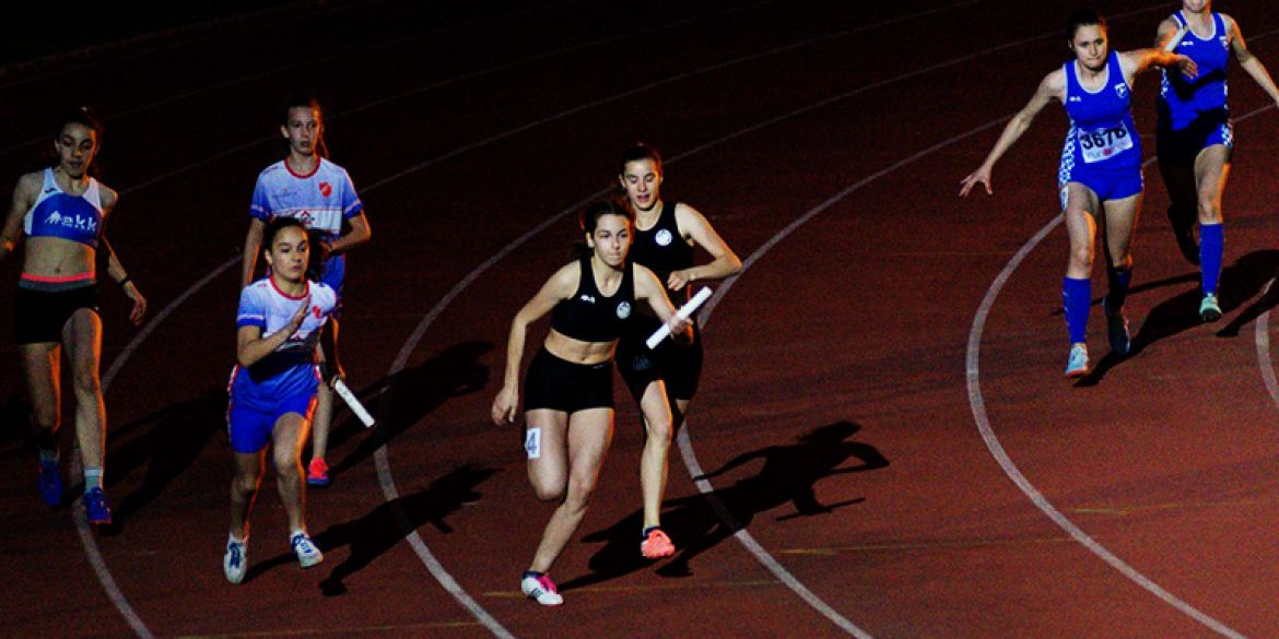 Eva Mačković i Carmen Heinrich u noćnom izdanju štafeta