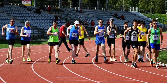 Start 10000m hodanje